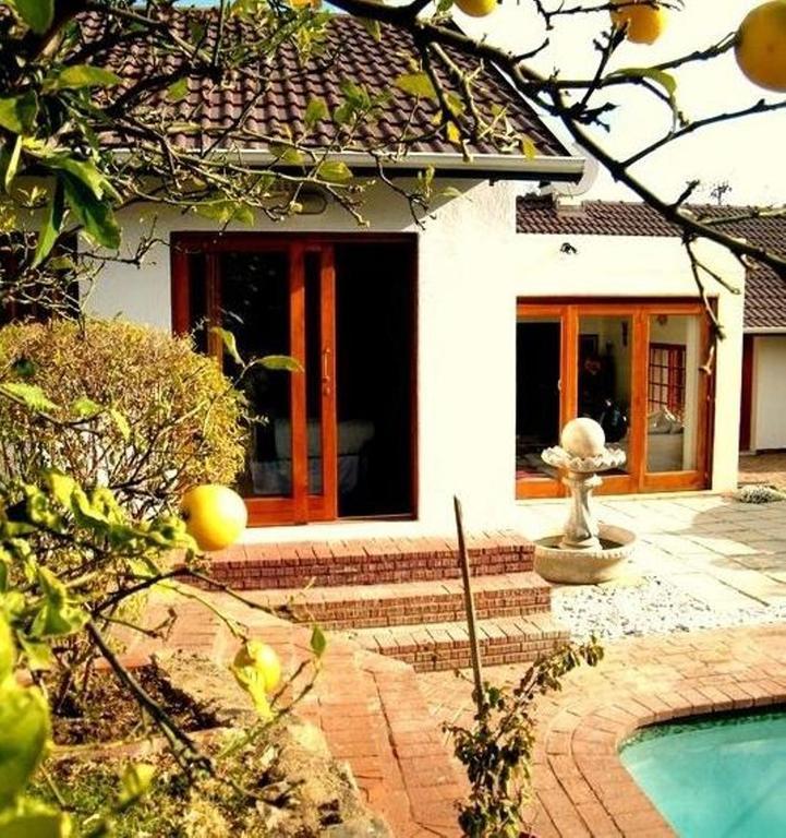 Mizizi House Of Sandton B & B Johannesbourg Extérieur photo