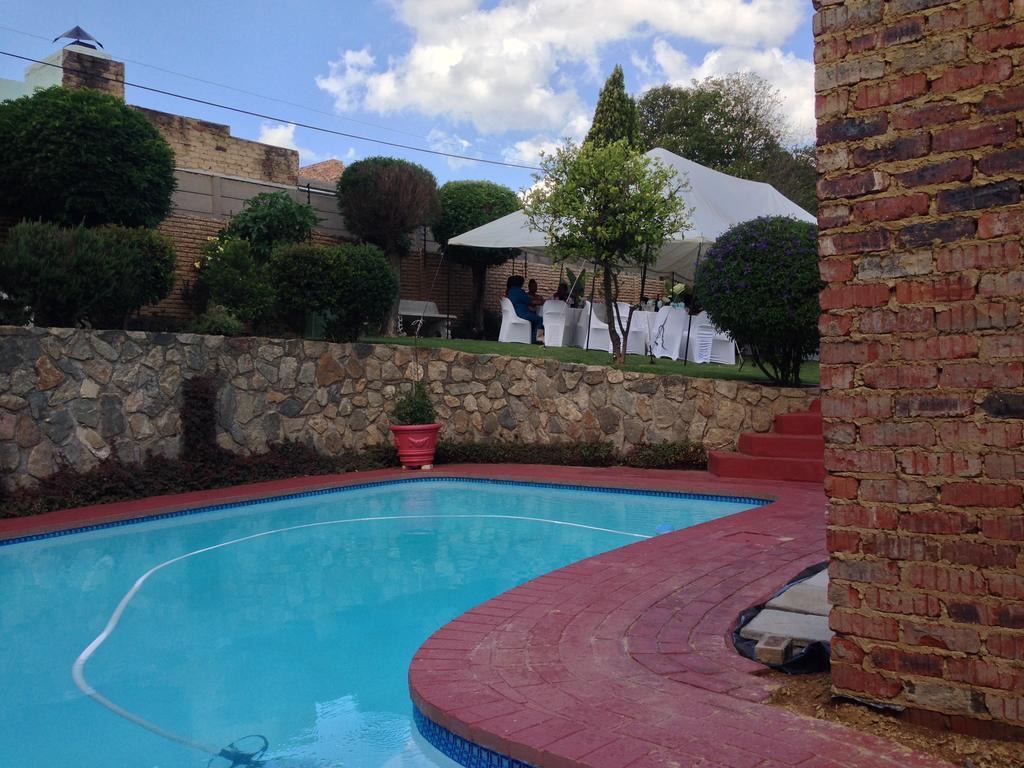 Mizizi House Of Sandton B & B Johannesbourg Extérieur photo