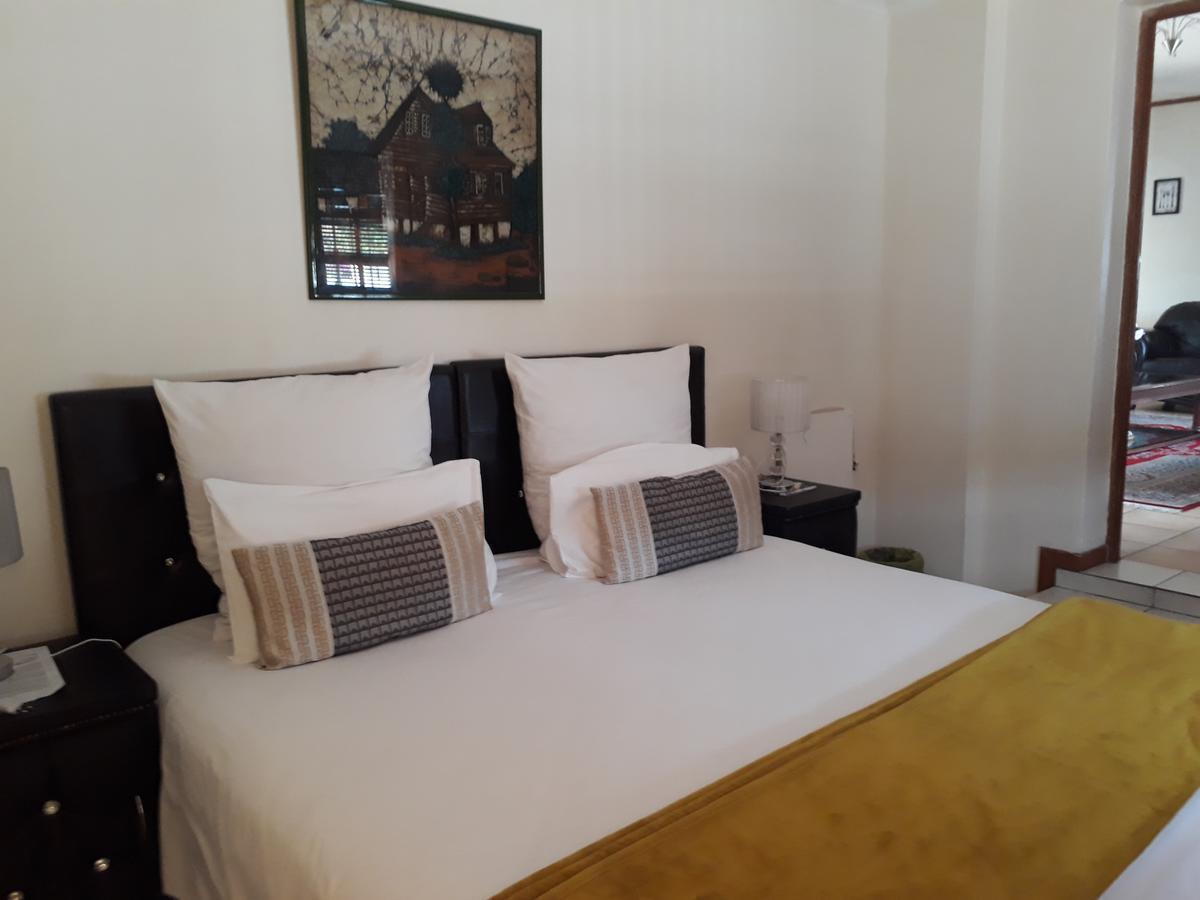 Mizizi House Of Sandton B & B Johannesbourg Extérieur photo